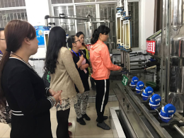 營(yíng)銷部：呼叫中心員工持續(xù)開展提升業(yè)務(wù)知識(shí)培訓(xùn)