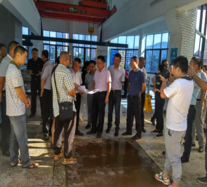 宜賓市副市長張平一行蒞臨一水廠調研水源保護相關工作