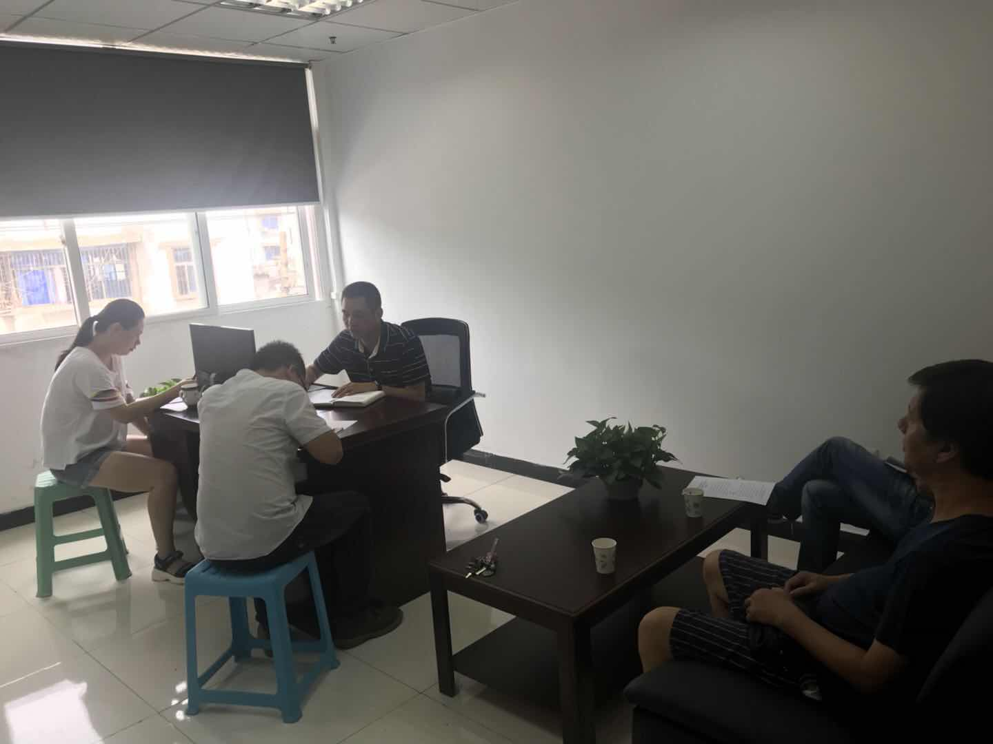 投資公司開展黨風廉政專題會議