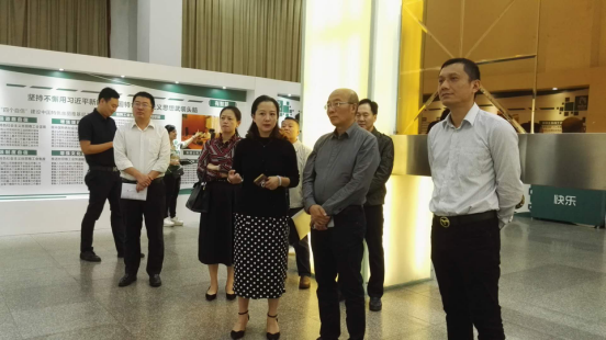 集團公司工會到絲麗雅集團學(xué)習(xí)交流