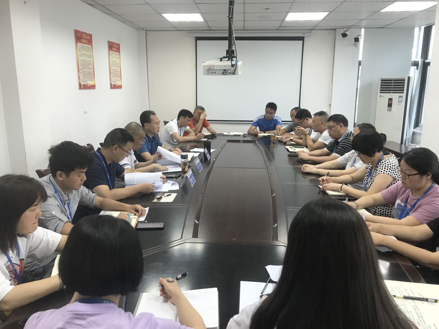 建恒公司召開黨政聯(lián)席會 傳達(dá)集團(tuán)公司會議精神