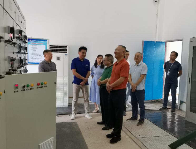 敘州區(qū)人大、政協(xié)領(lǐng)導(dǎo)到清源水務(wù)集團天泉供水公司調(diào)研