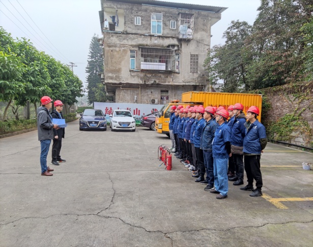 污水泵站管理部開展冬季電氣火災(zāi)及“心肺復蘇”應(yīng)急演練