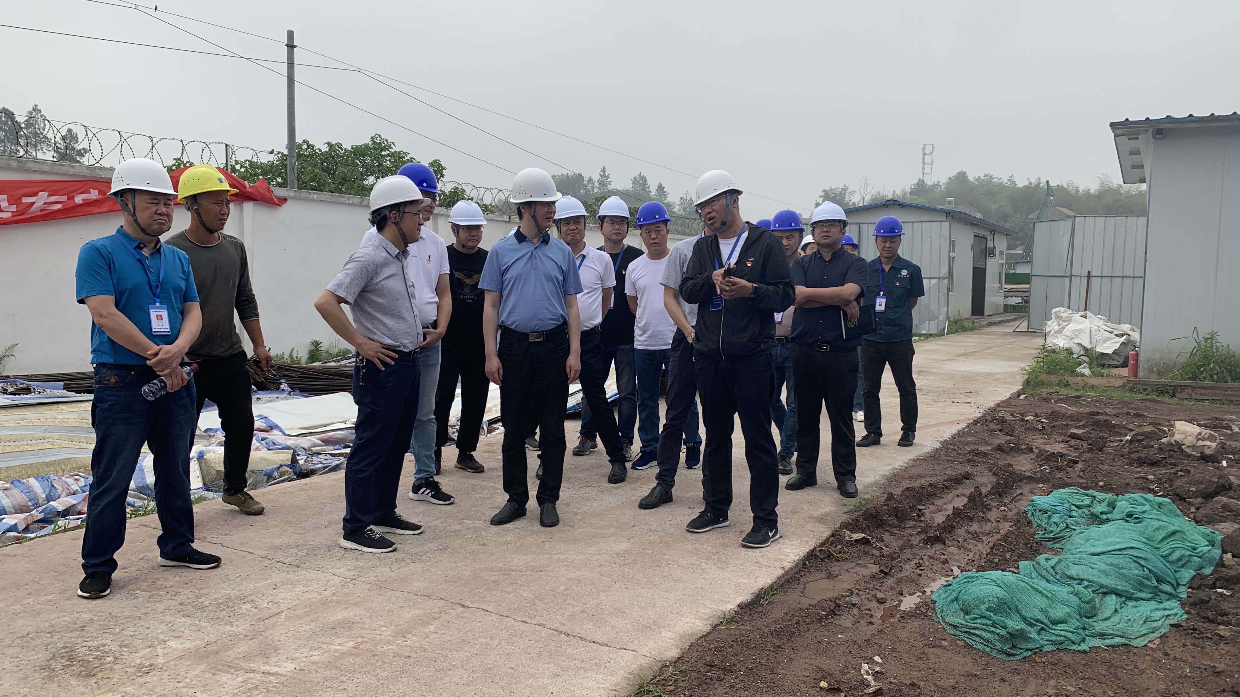 市公服集團(tuán)黨委委員、監(jiān)事會(huì)主席周威帶隊(duì)調(diào)研清源水務(wù)公司